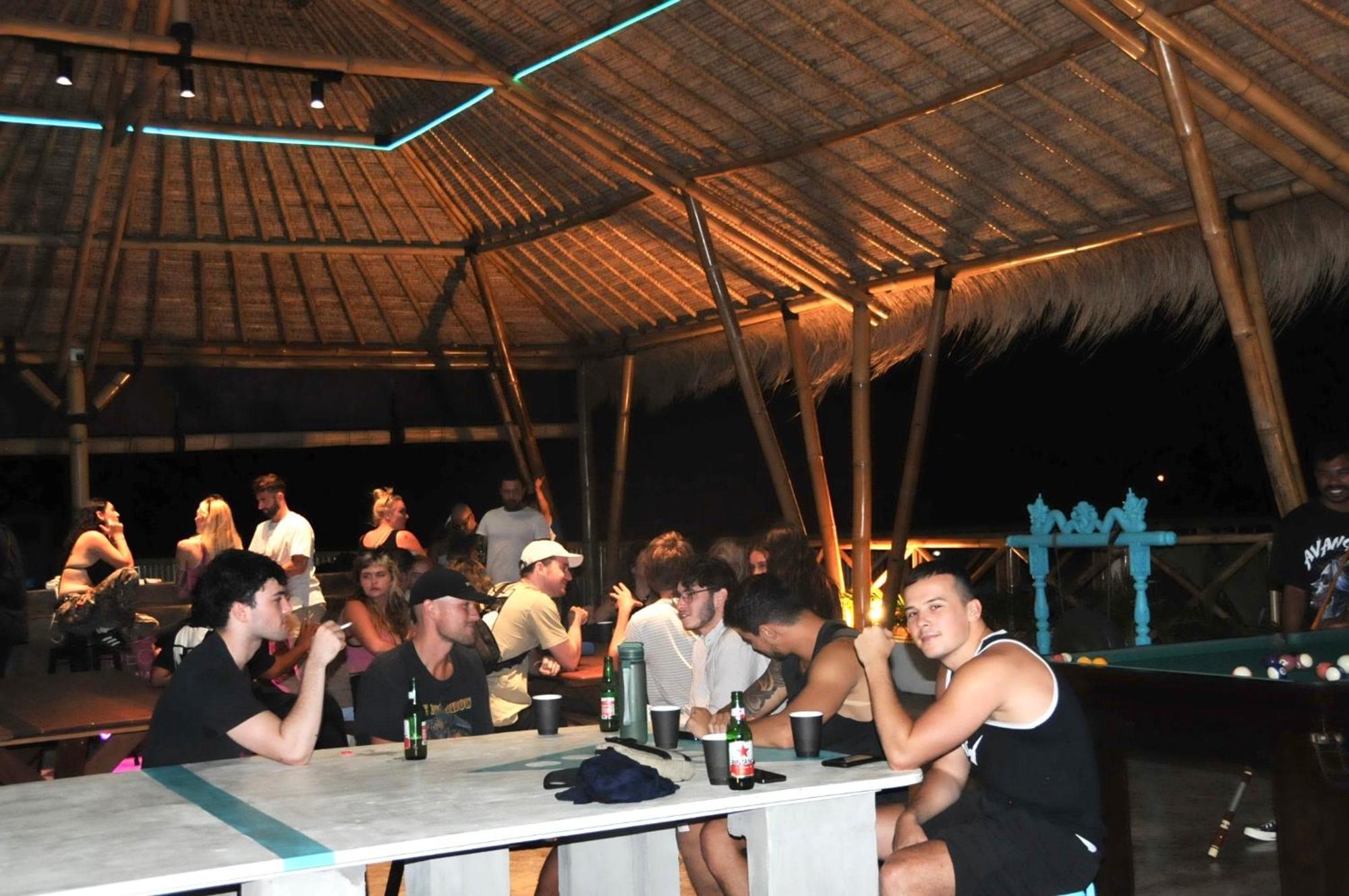 Canggu Central Hostel Esterno foto