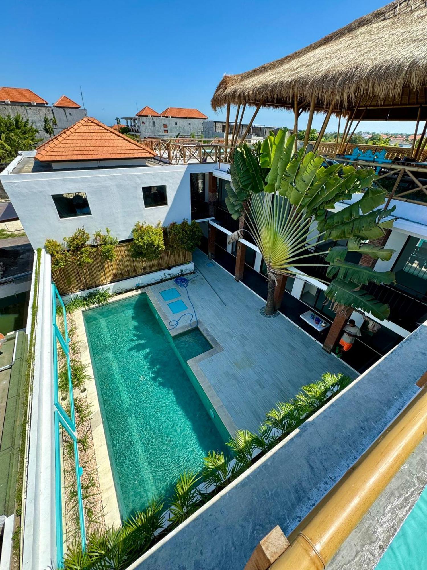 Canggu Central Hostel Esterno foto